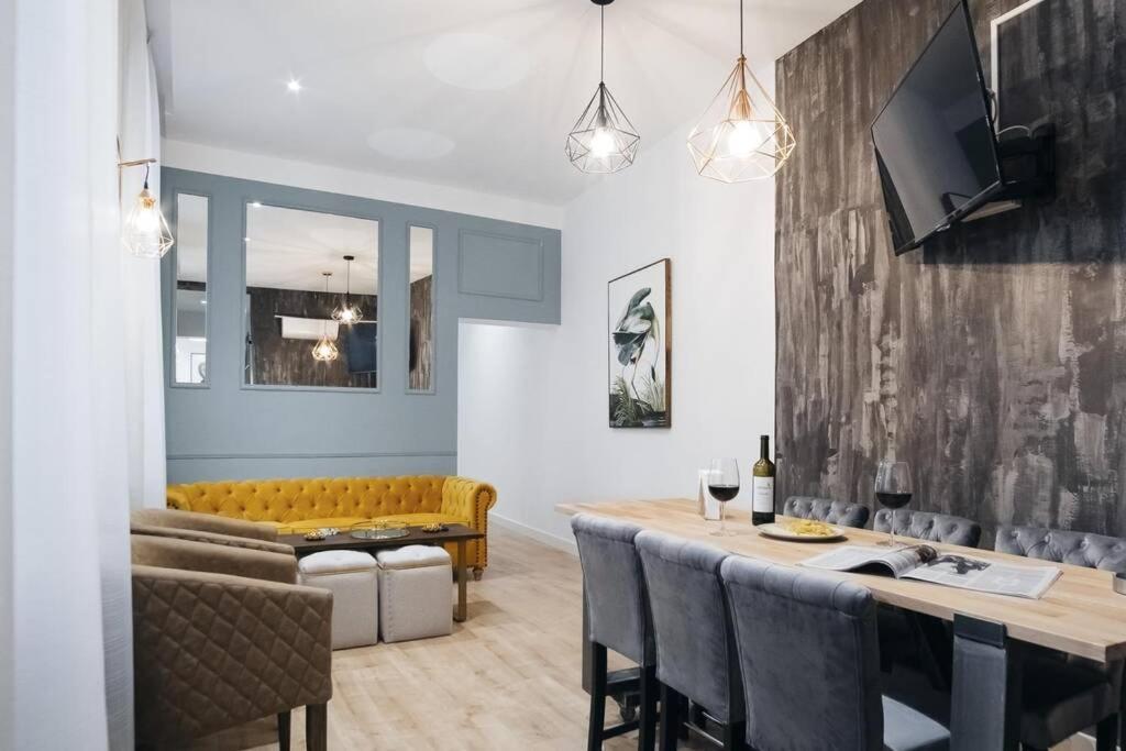 מדריד Apartamentos Plaza De Pedro Zerolo III מראה חיצוני תמונה