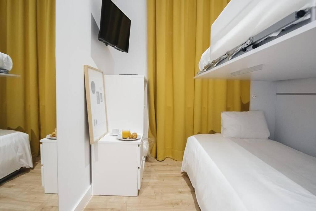 מדריד Apartamentos Plaza De Pedro Zerolo III מראה חיצוני תמונה