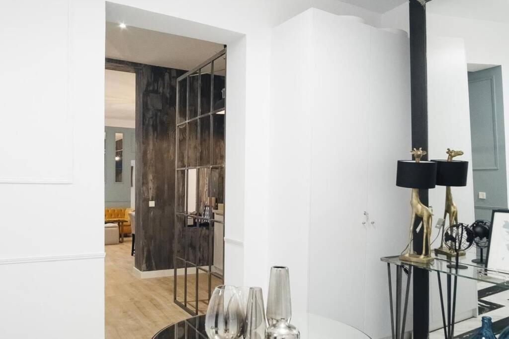 מדריד Apartamentos Plaza De Pedro Zerolo III מראה חיצוני תמונה