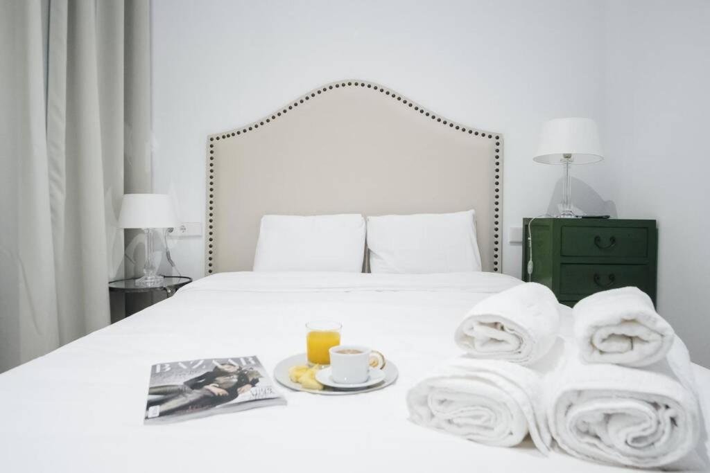 מדריד Apartamentos Plaza De Pedro Zerolo III מראה חיצוני תמונה